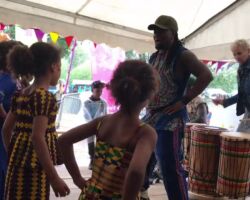 Afrikaanse dans met kinderen Afrikaanse dans met kinderen